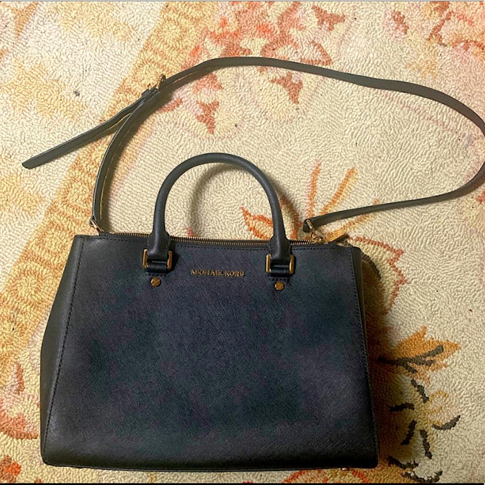 Large Black Michael Kors Purse👜